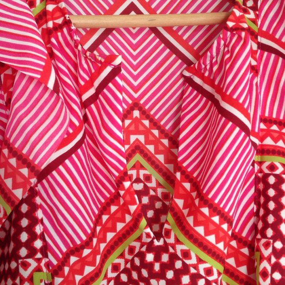 Patterned Blouse - Picture 3 of 5